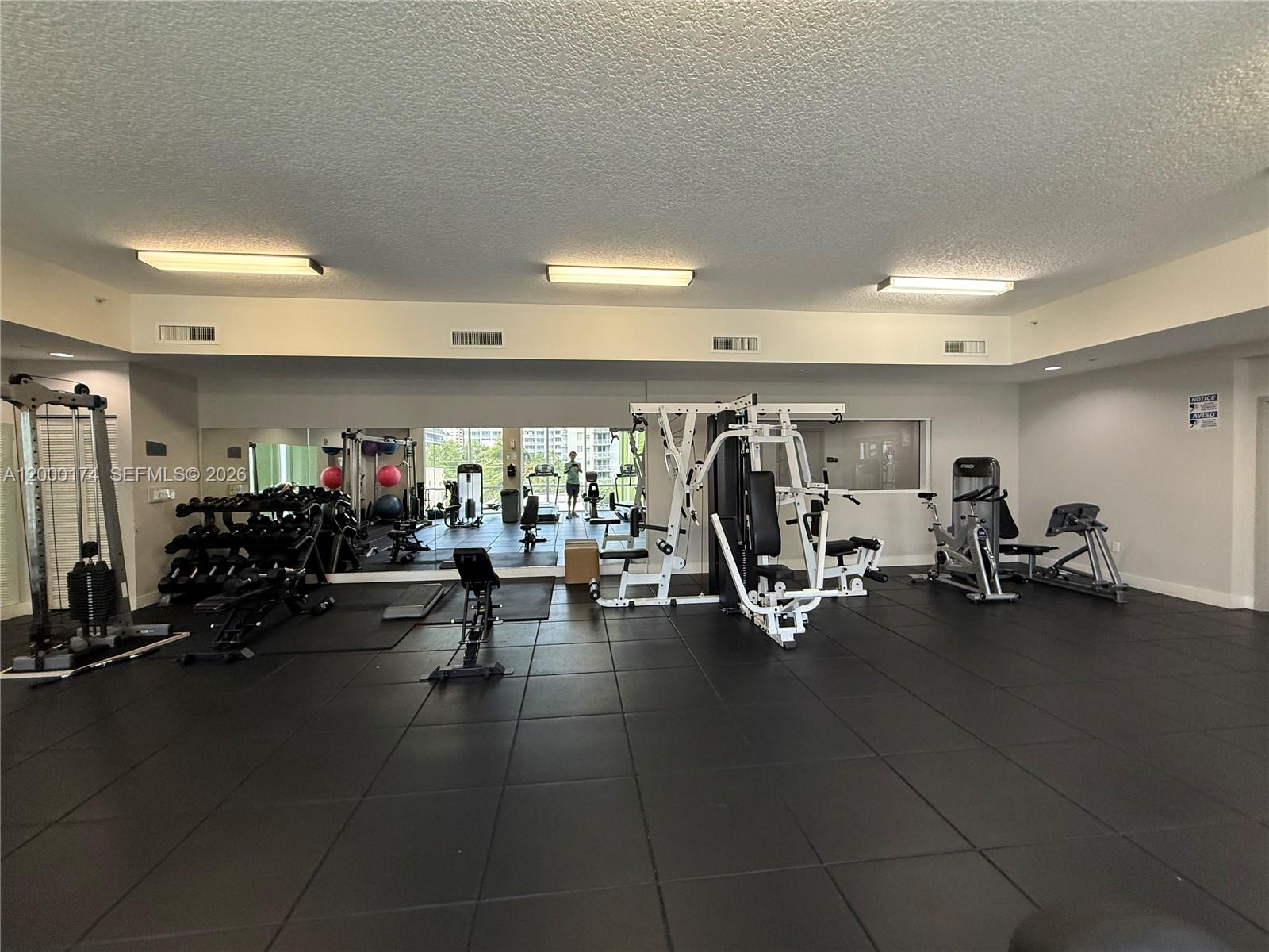601 NE 23rd St #903, Miami FL 33137