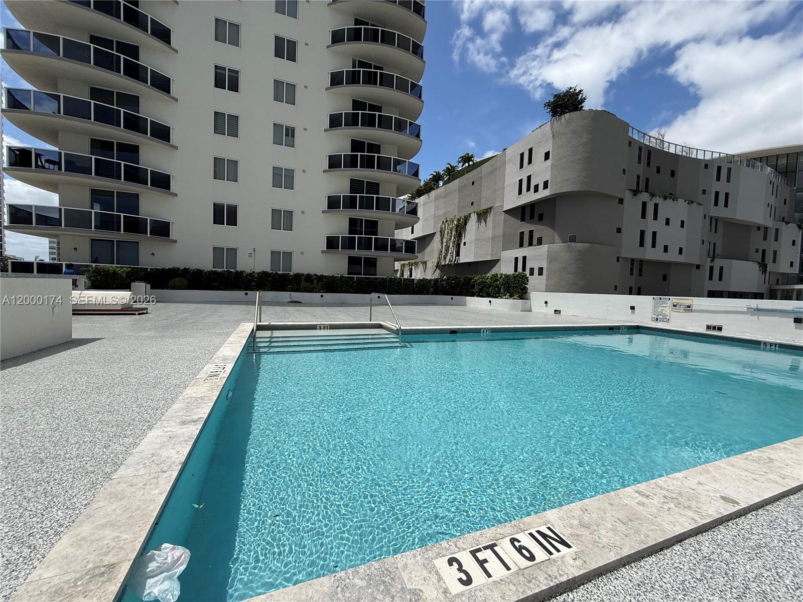601 NE 23rd St #903, Miami FL 33137