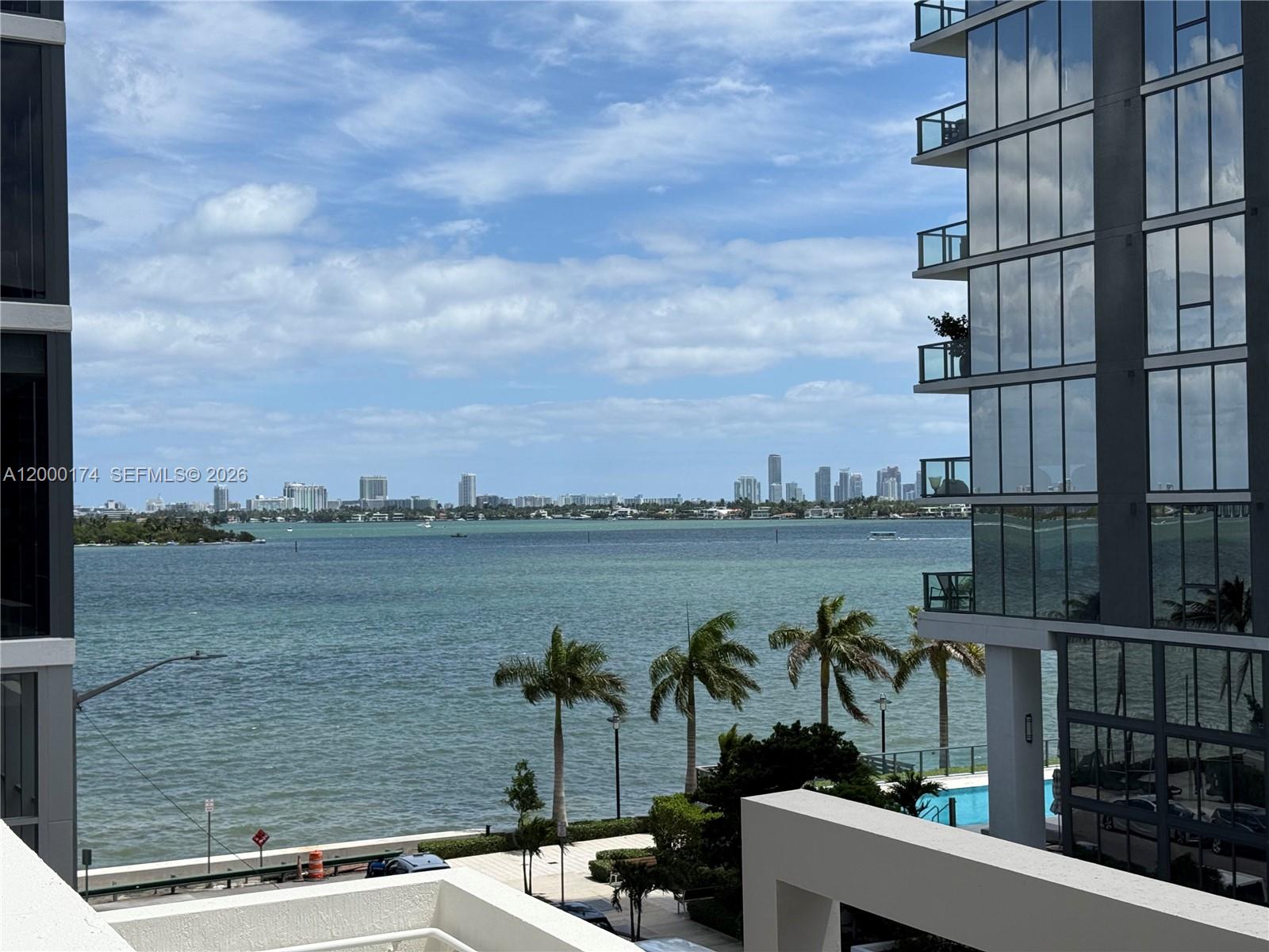 601 NE 23rd St #903, Miami FL 33137