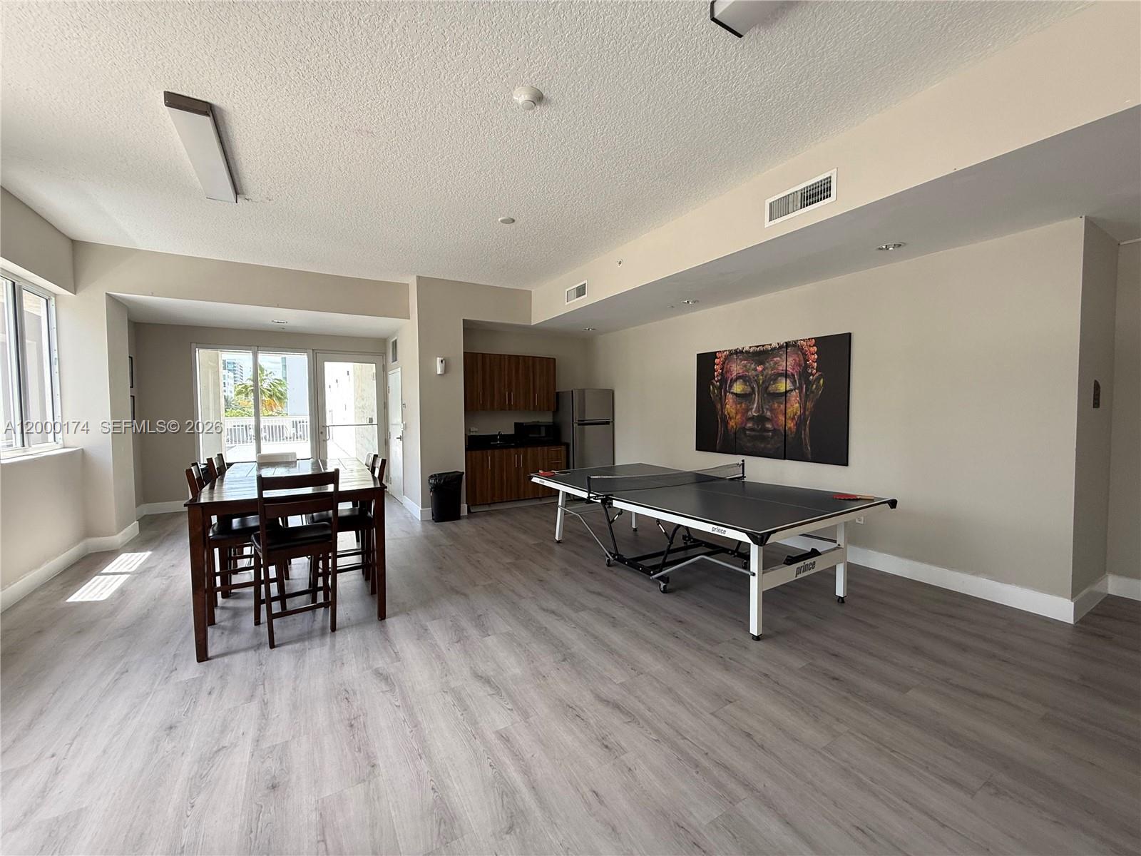 601 NE 23rd St #903, Miami FL 33137