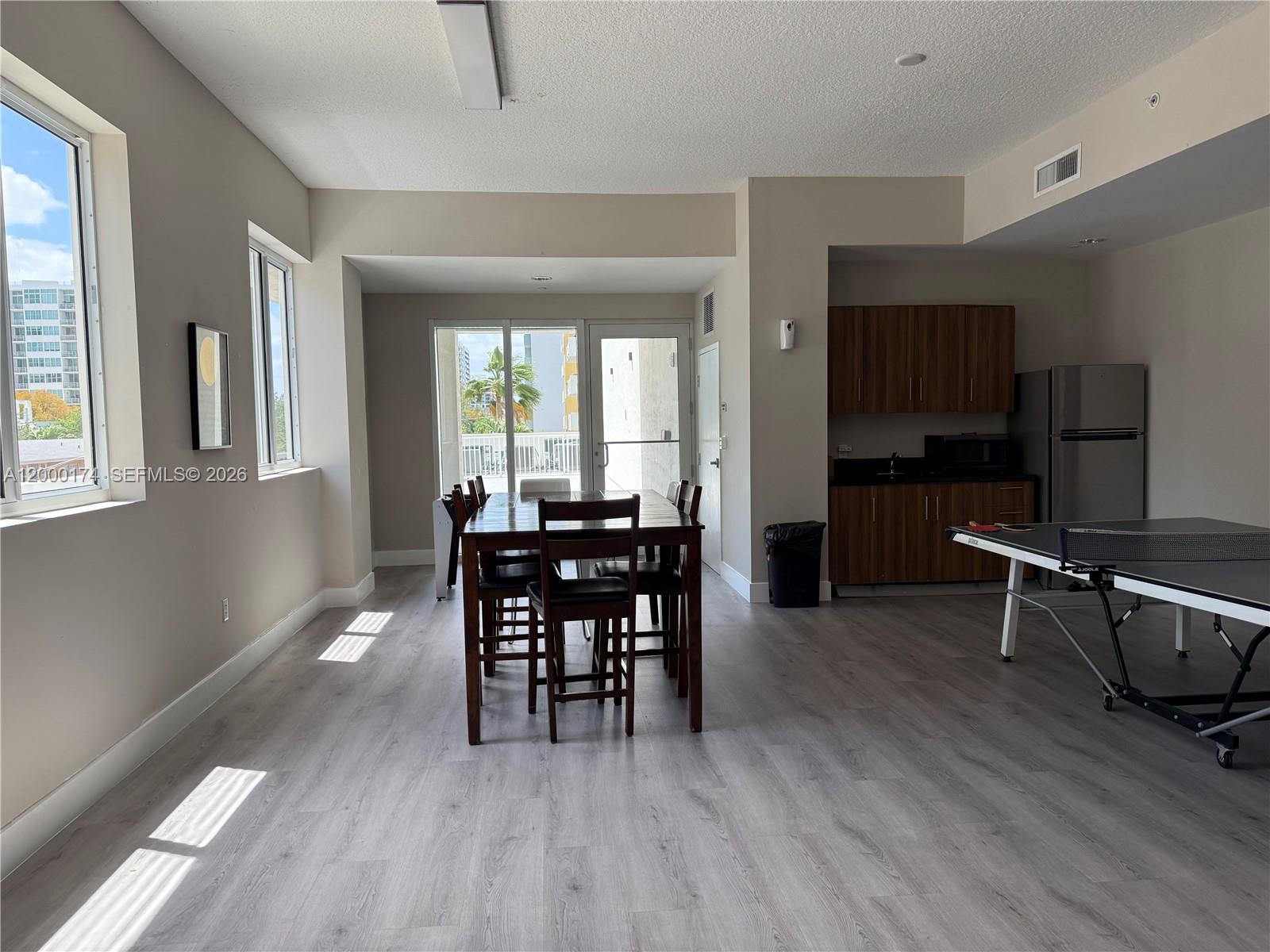 601 NE 23rd St #903, Miami FL 33137