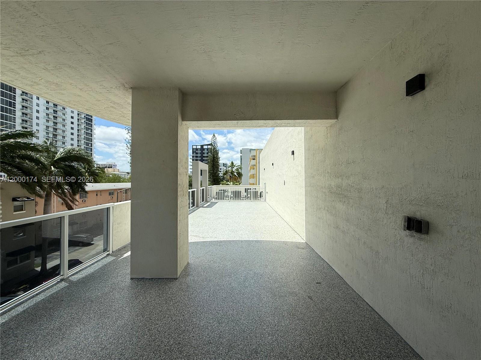 601 NE 23rd St #903, Miami FL 33137