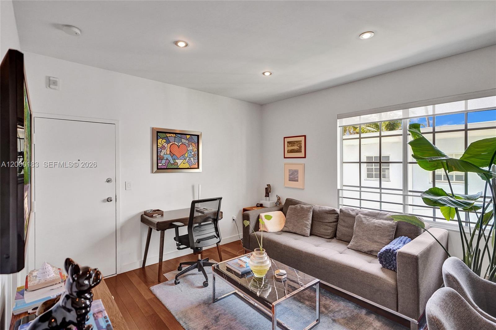 815 Euclid Ave #8, Miami Beach FL 33139