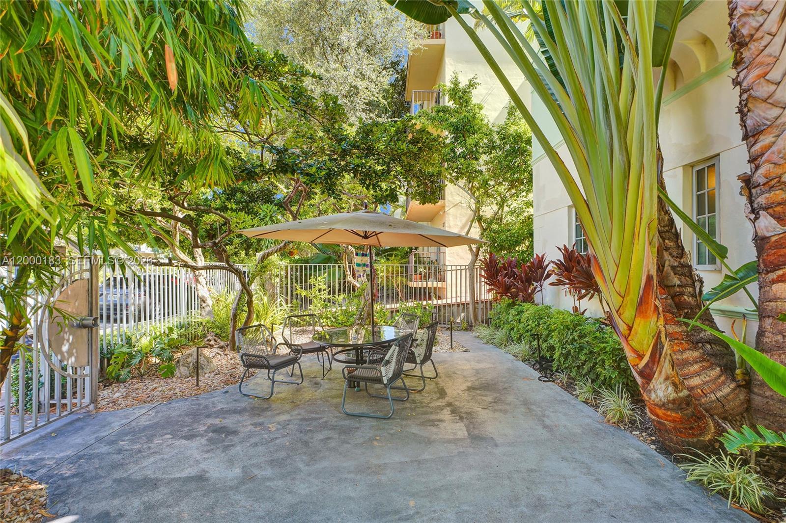 815 Euclid Ave #8, Miami Beach FL 33139