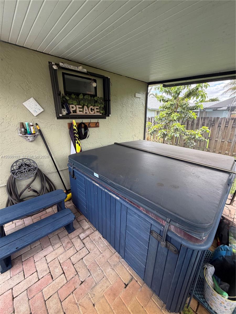 15705 SW 7th Pl, Sunrise FL 33326