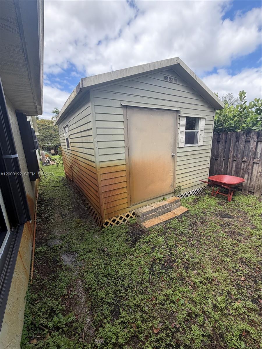 15705 SW 7th Pl, Sunrise FL 33326