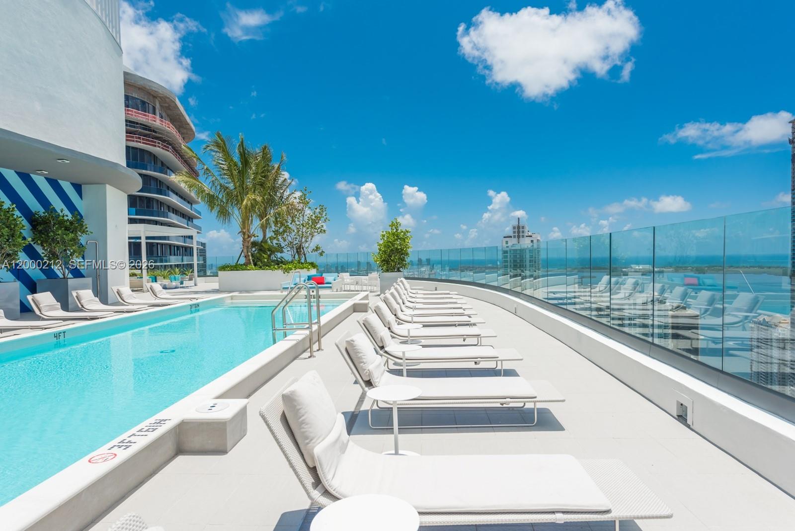 45 SW 9th St #4006, Miami FL 33130