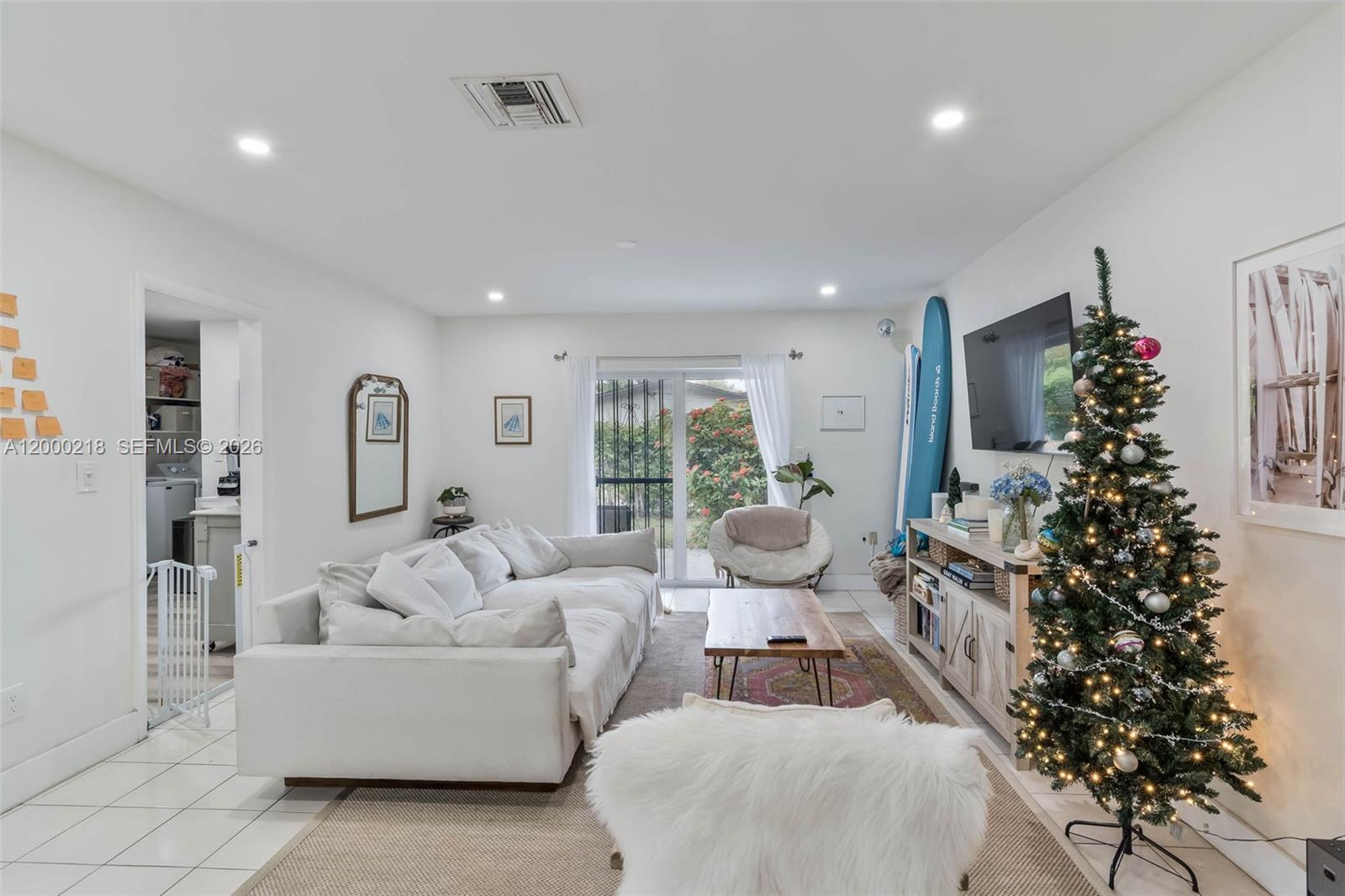 970 Benevento Ave #970, Coral Gables FL 33146