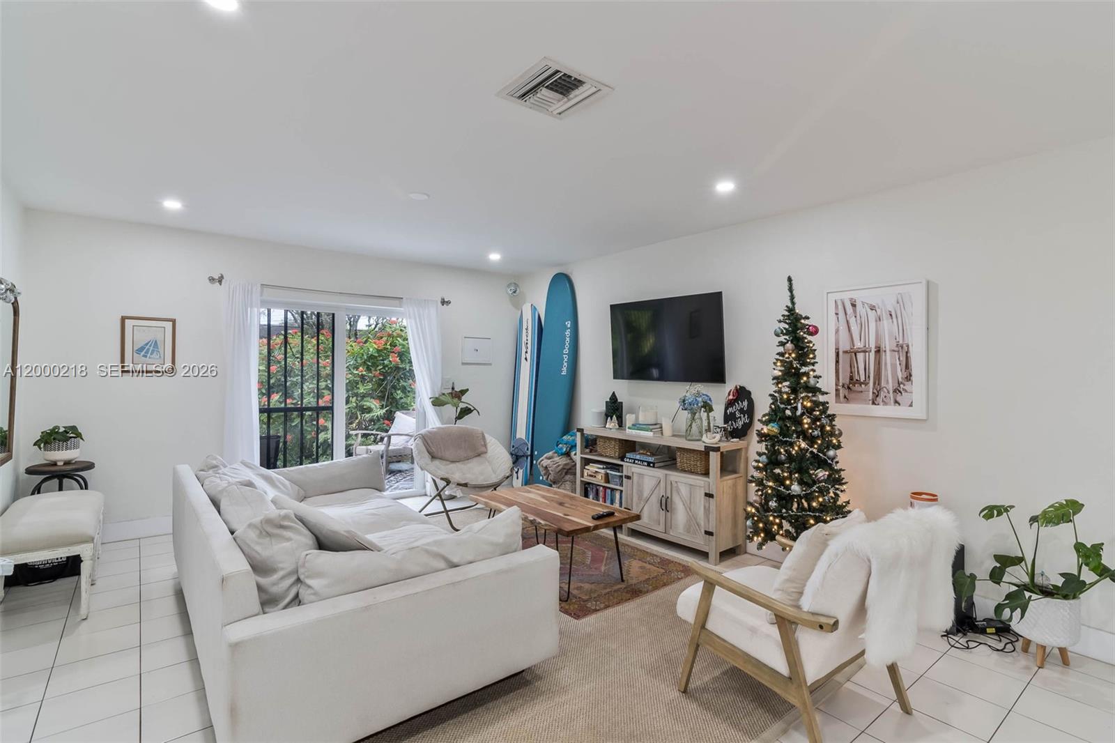 970 Benevento Ave #970, Coral Gables FL 33146