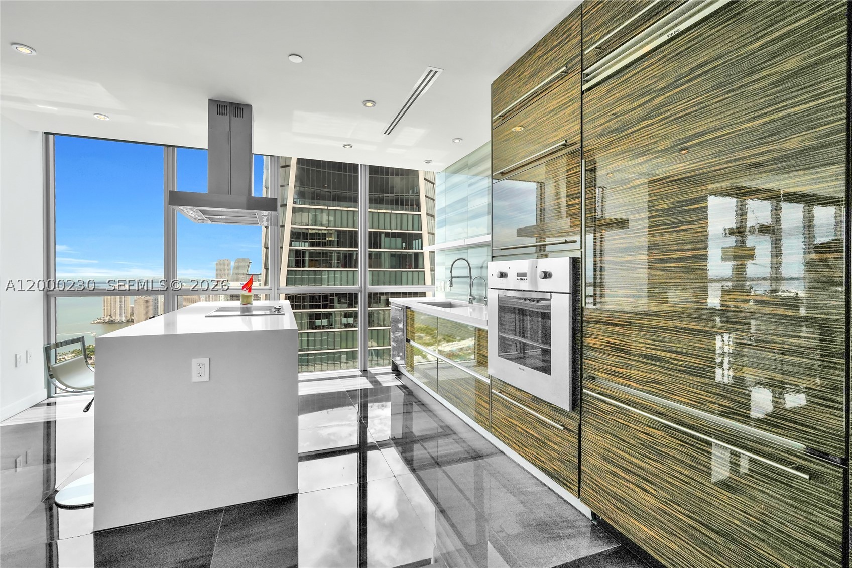1100 Biscayne Blvd #6001, Miami FL 33132