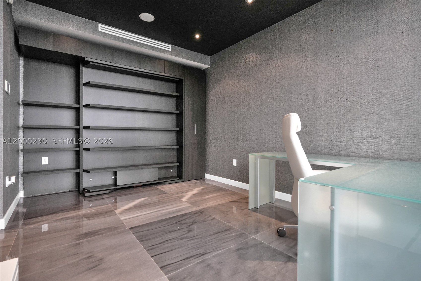1100 Biscayne Blvd #6001, Miami FL 33132
