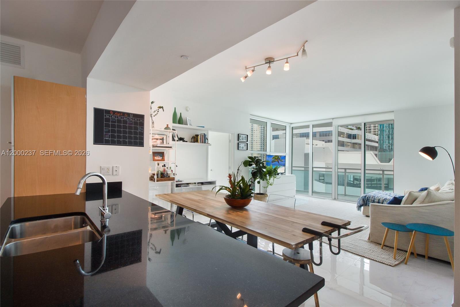 951 BRICKELL AVE #1410, Miami FL 33131