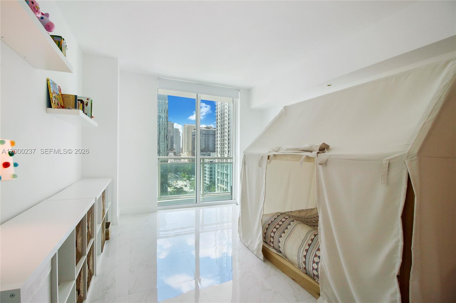 951 BRICKELL AVE #1410, Miami FL 33131