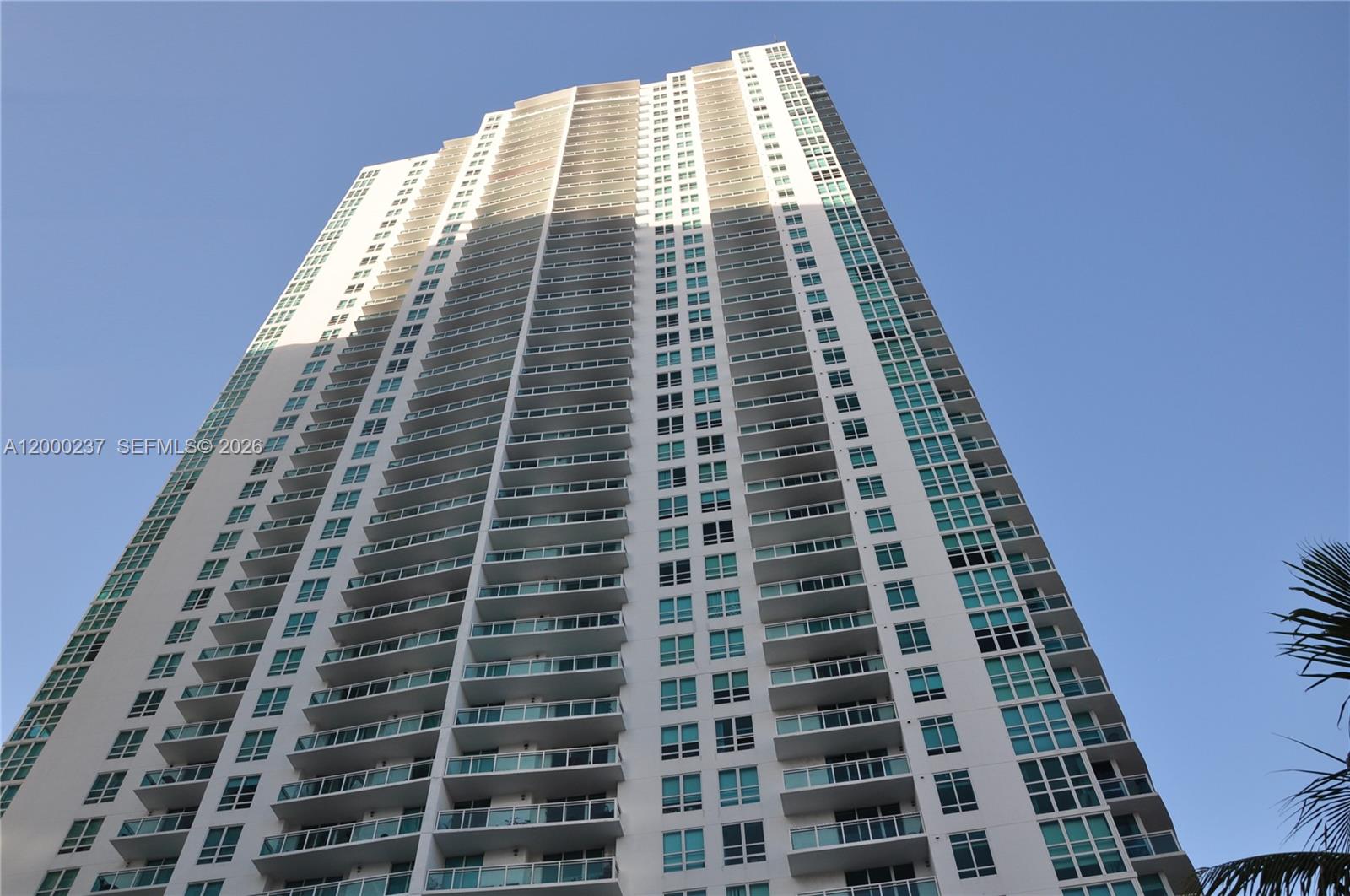 951 BRICKELL AVE #1410, Miami FL 33131