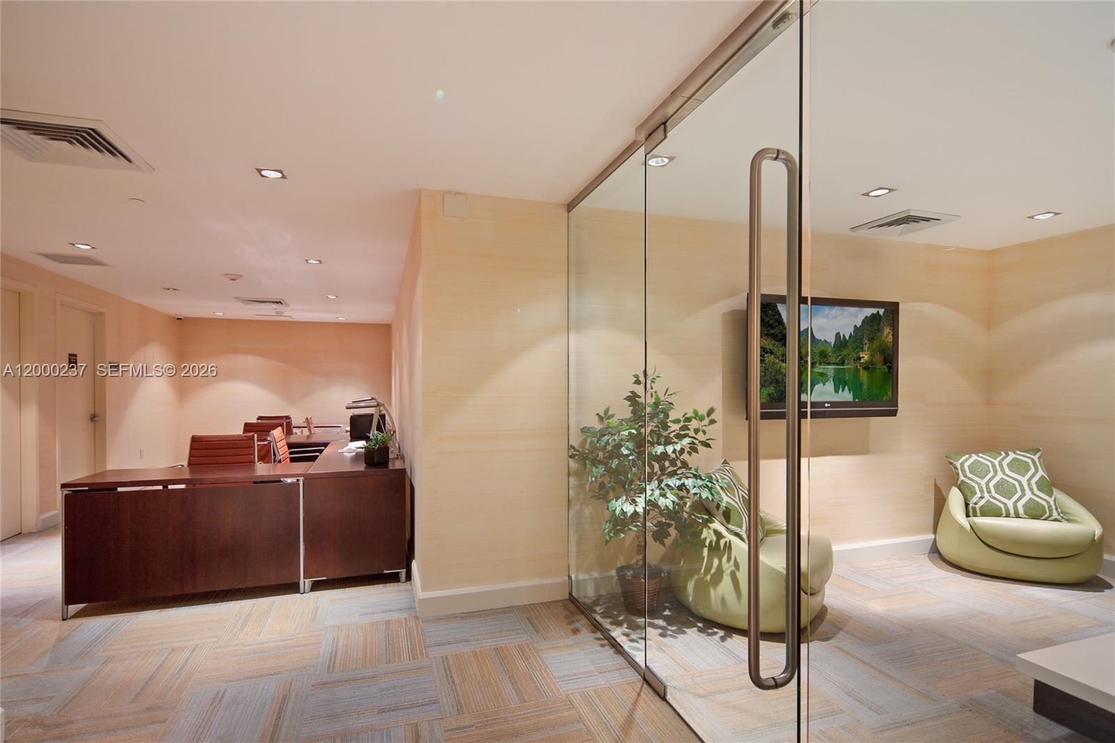 951 BRICKELL AVE #1410, Miami FL 33131