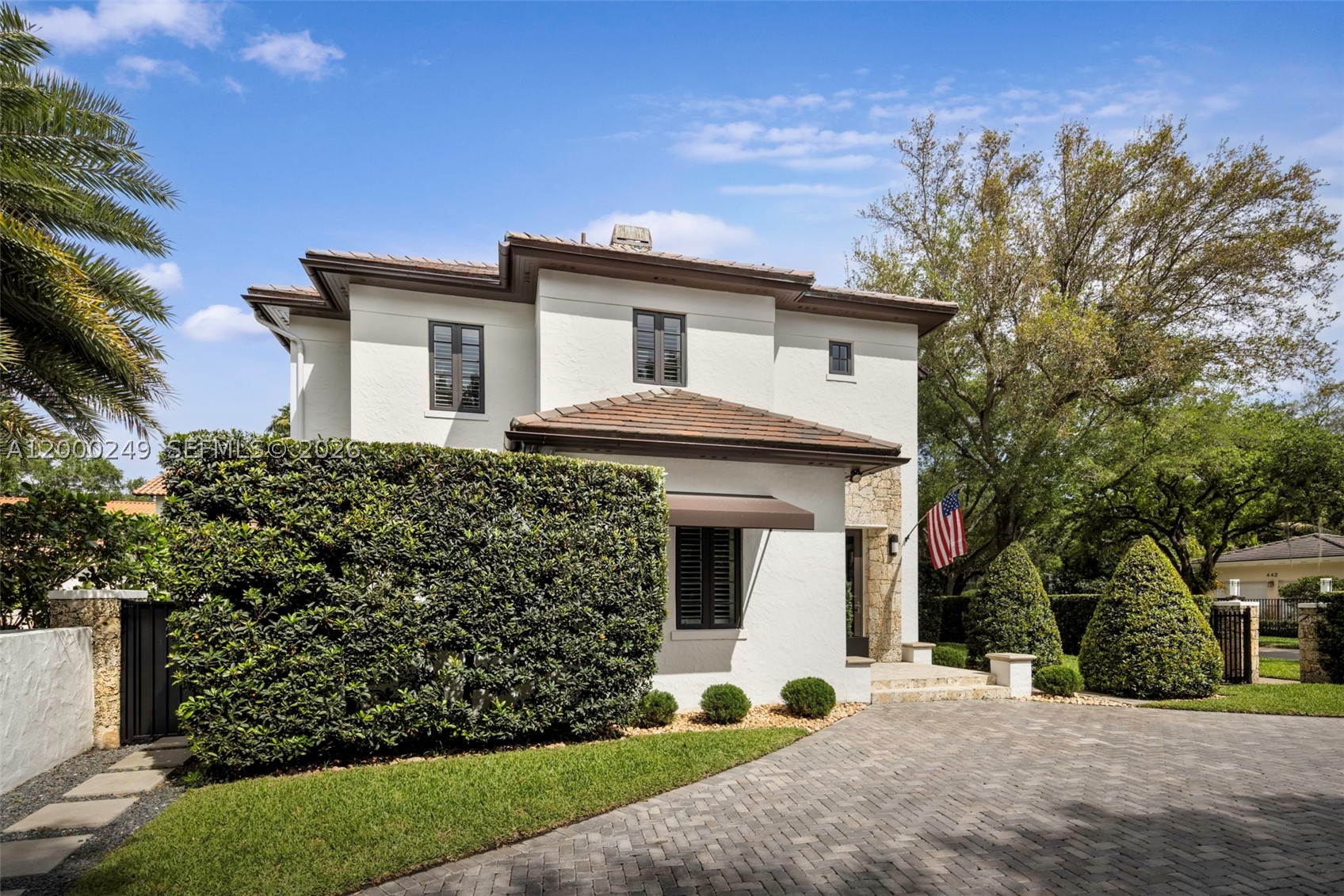 475 Amalfi Ave, Coral Gables FL 33146