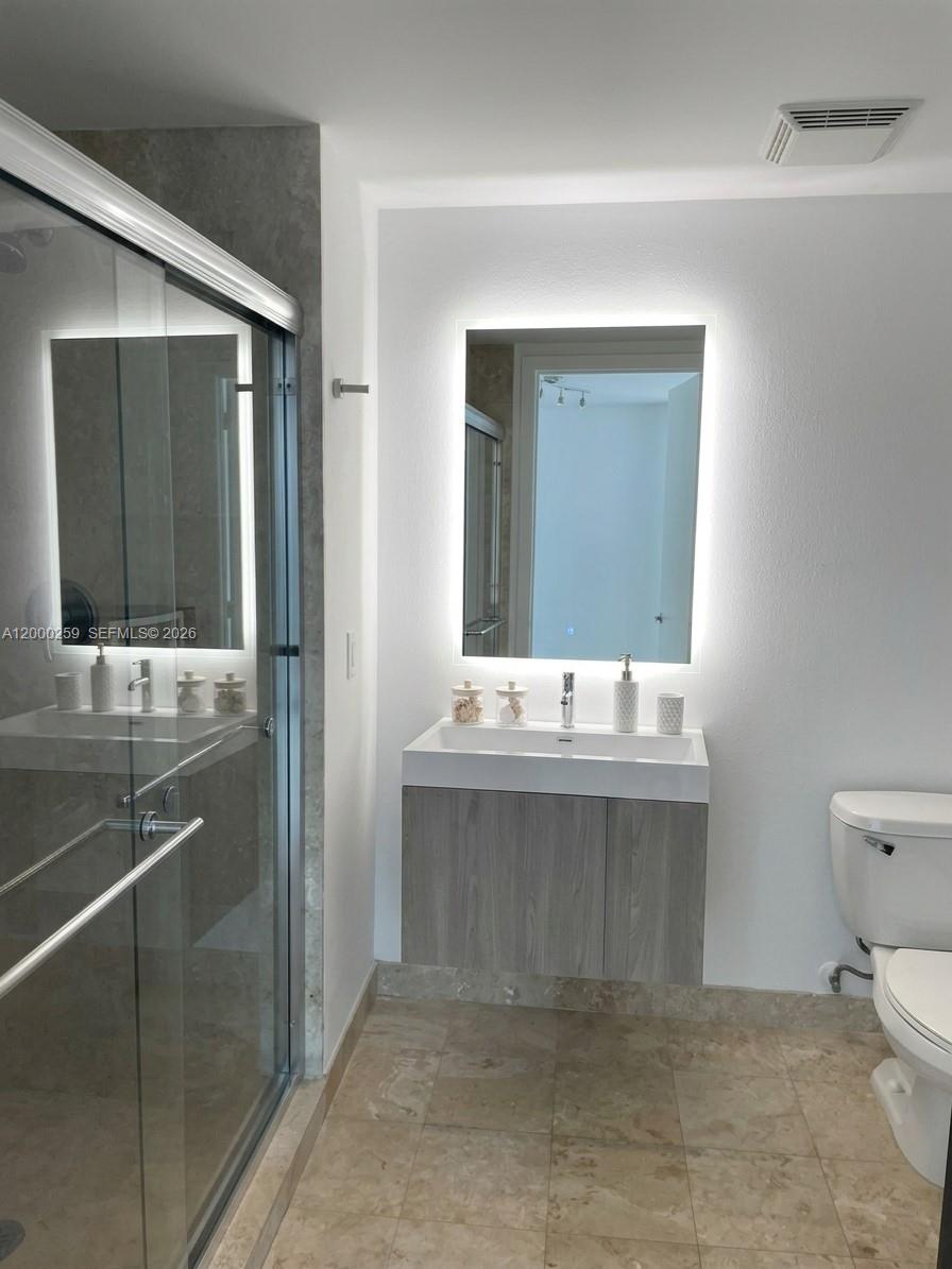 350 S Miami Ave #1702, Miami FL 33130