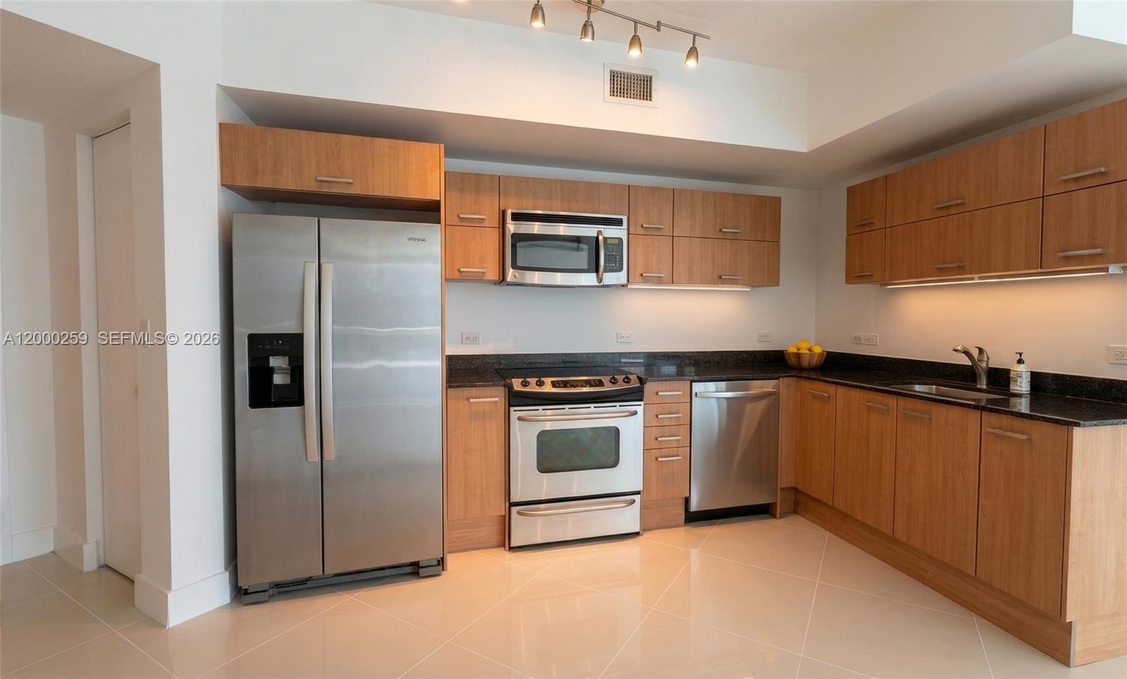 350 S Miami Ave #1702, Miami FL 33130