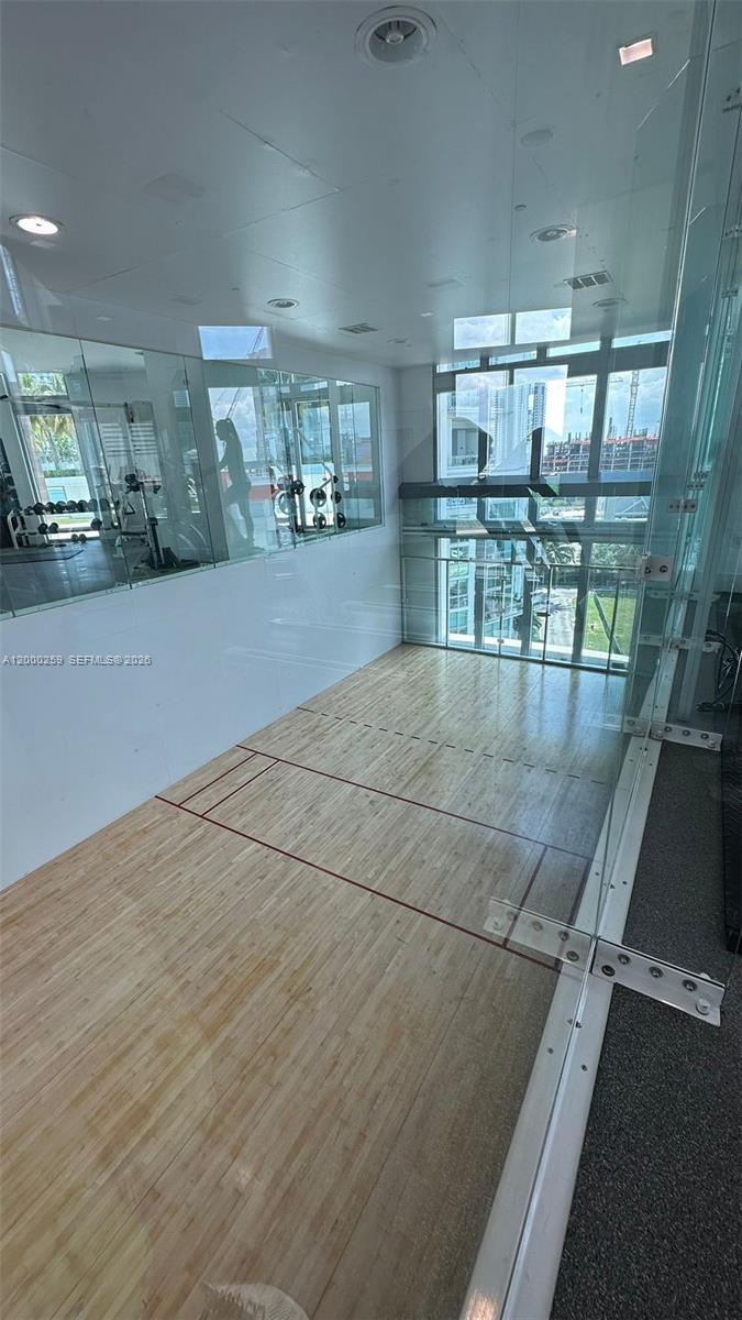 350 S Miami Ave #1702, Miami FL 33130