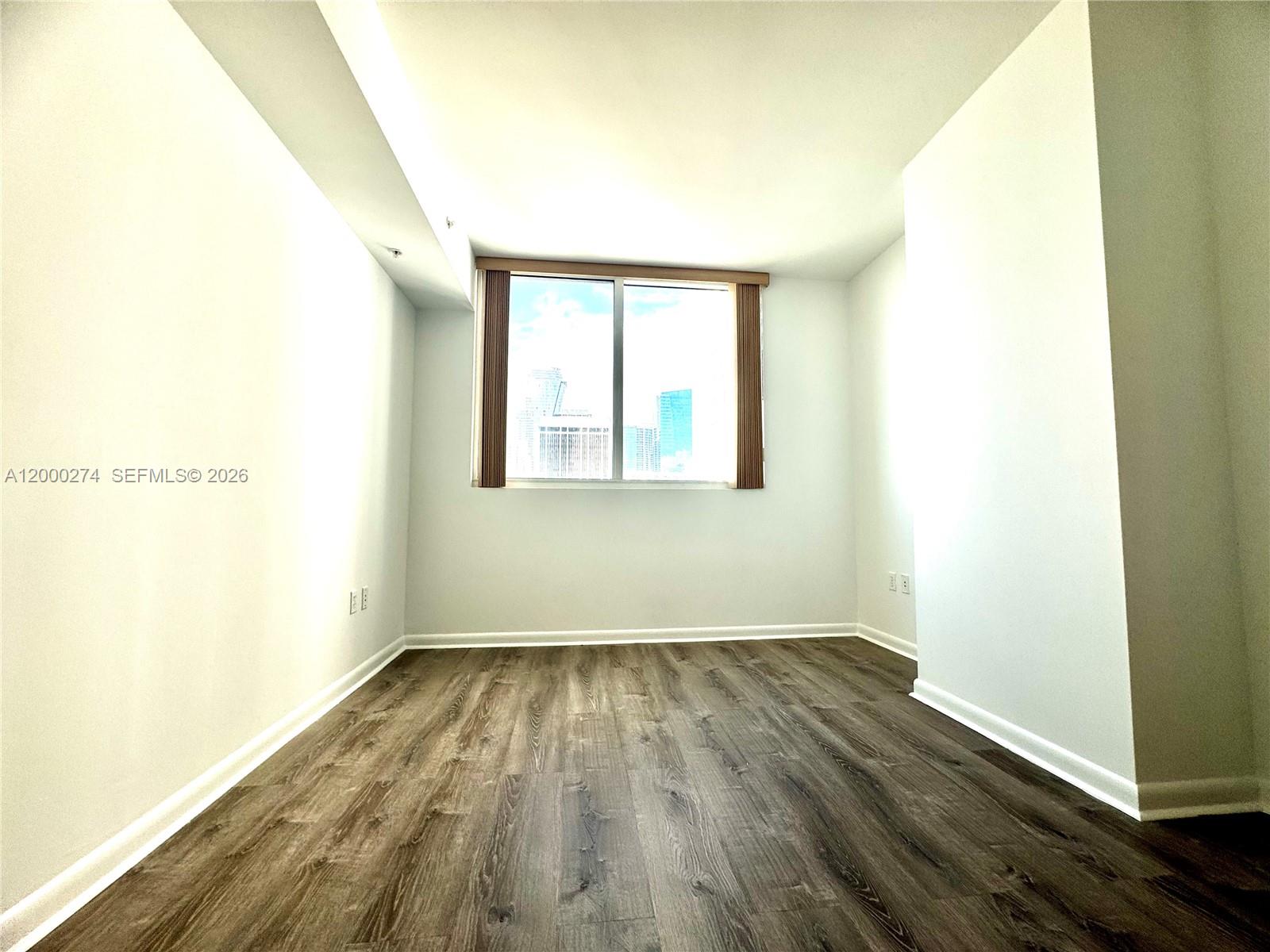 244 Biscayne Blvd #1709, Miami FL 33132