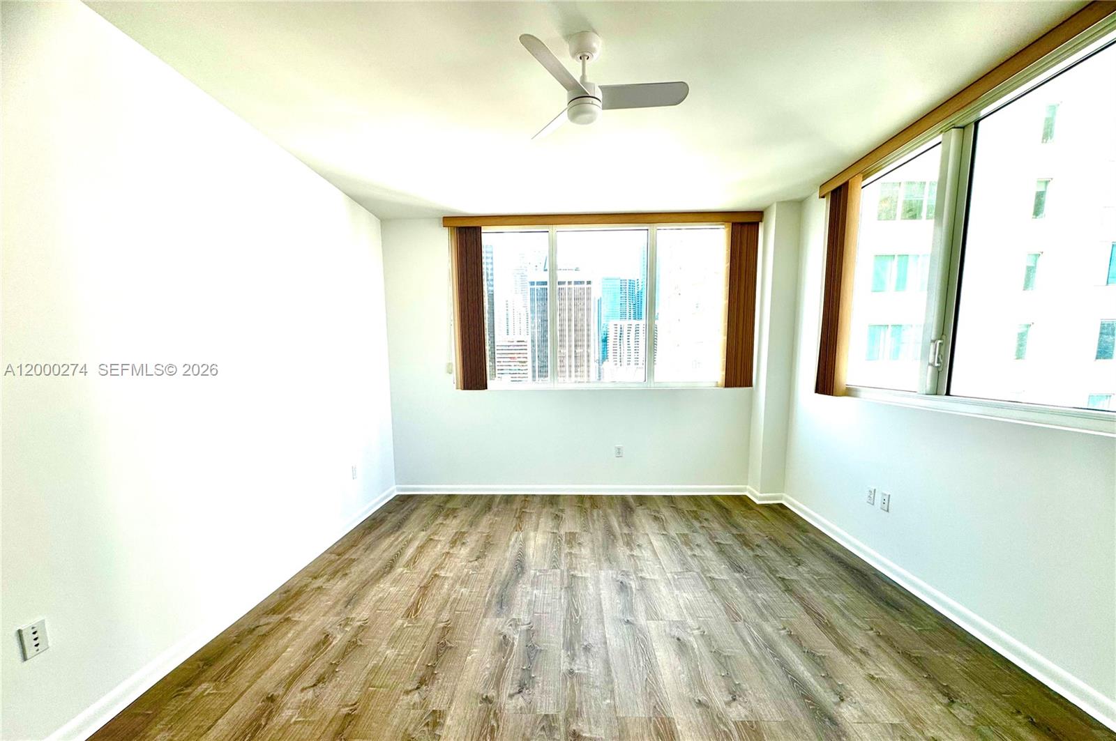 244 Biscayne Blvd #1709, Miami FL 33132