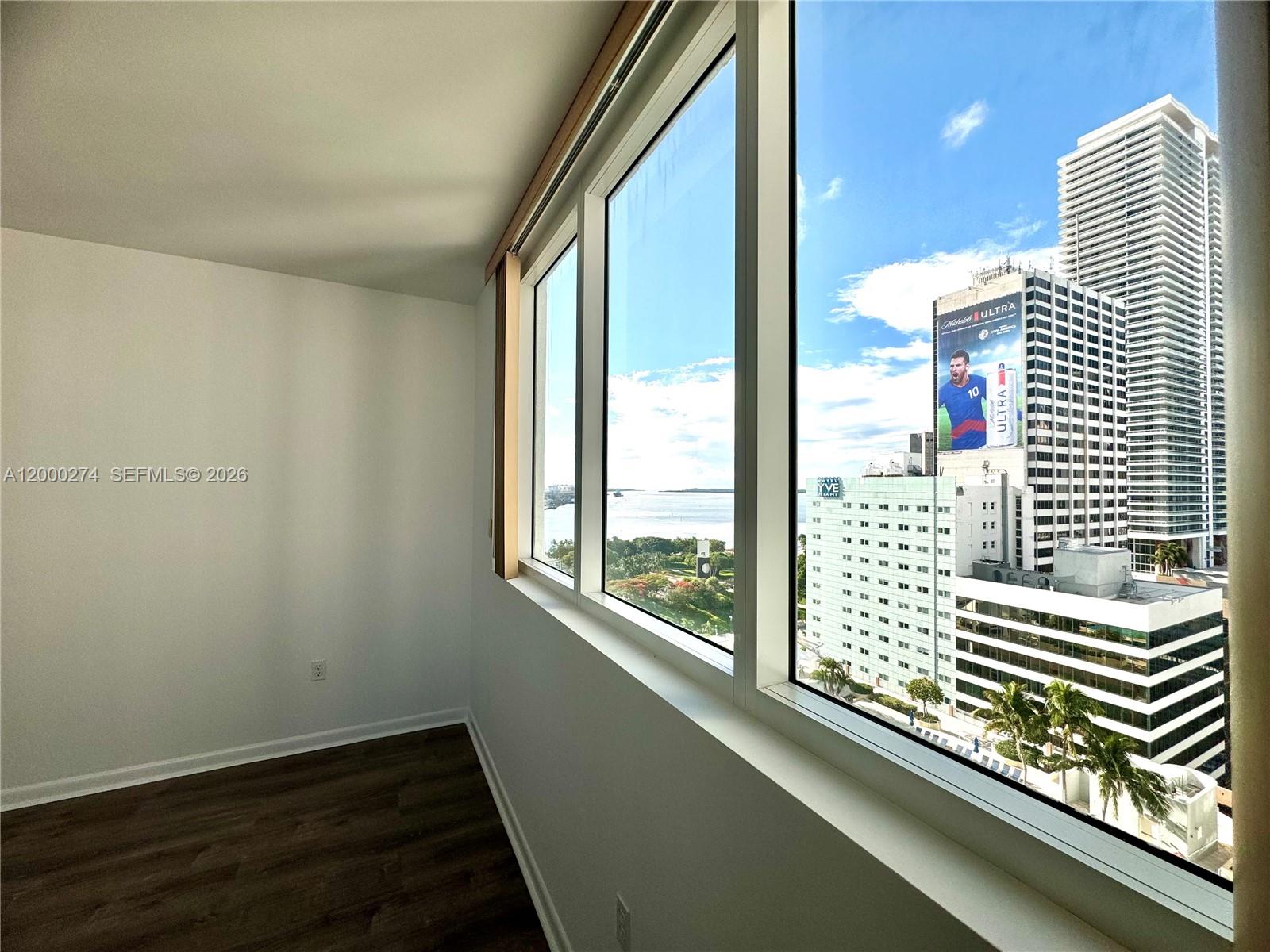 244 Biscayne Blvd #1709, Miami FL 33132
