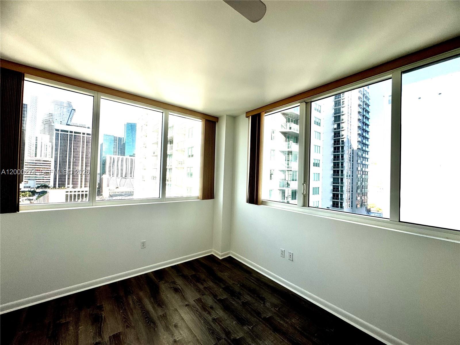 244 Biscayne Blvd #1709, Miami FL 33132