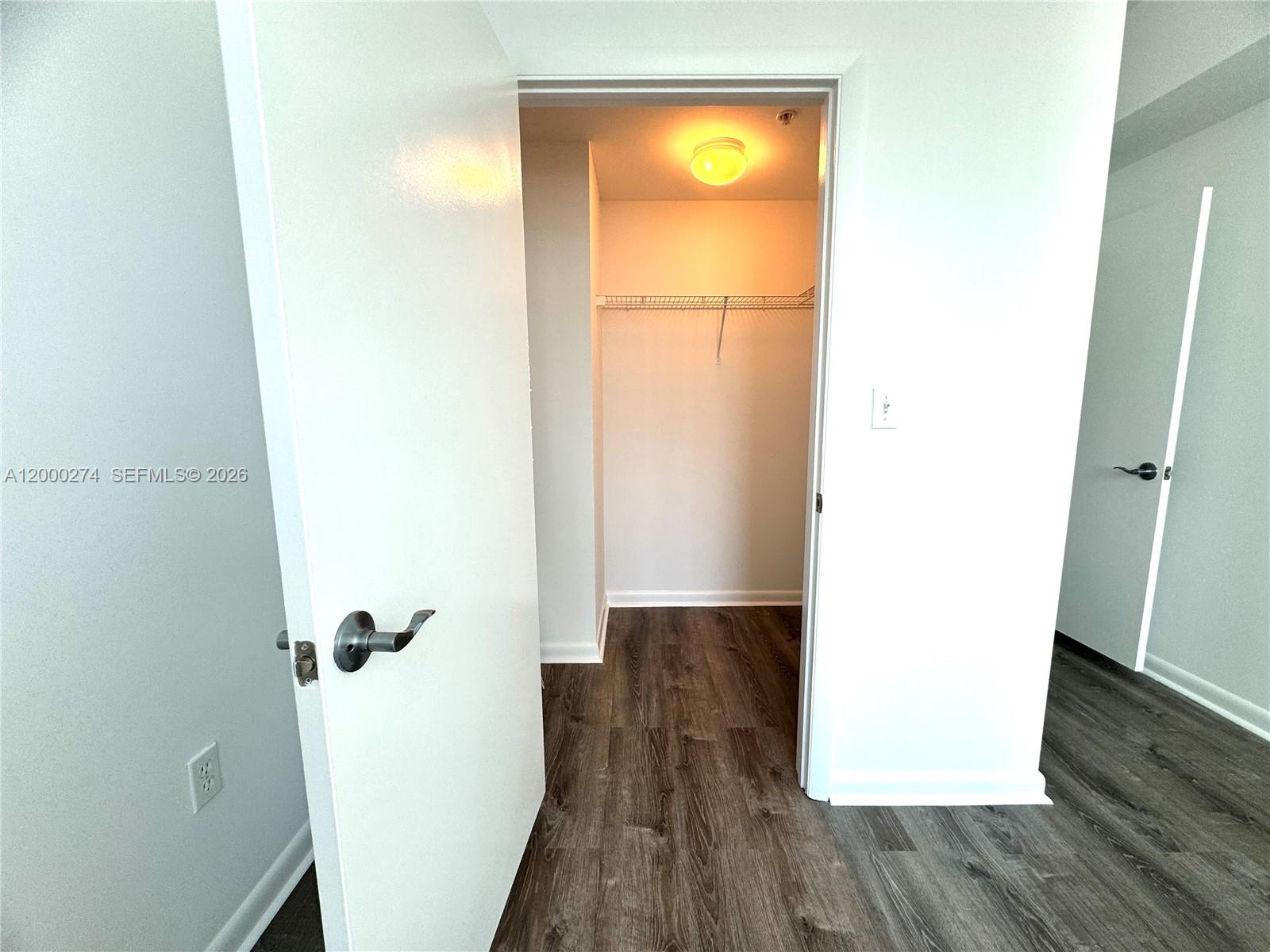 244 Biscayne Blvd #1709, Miami FL 33132