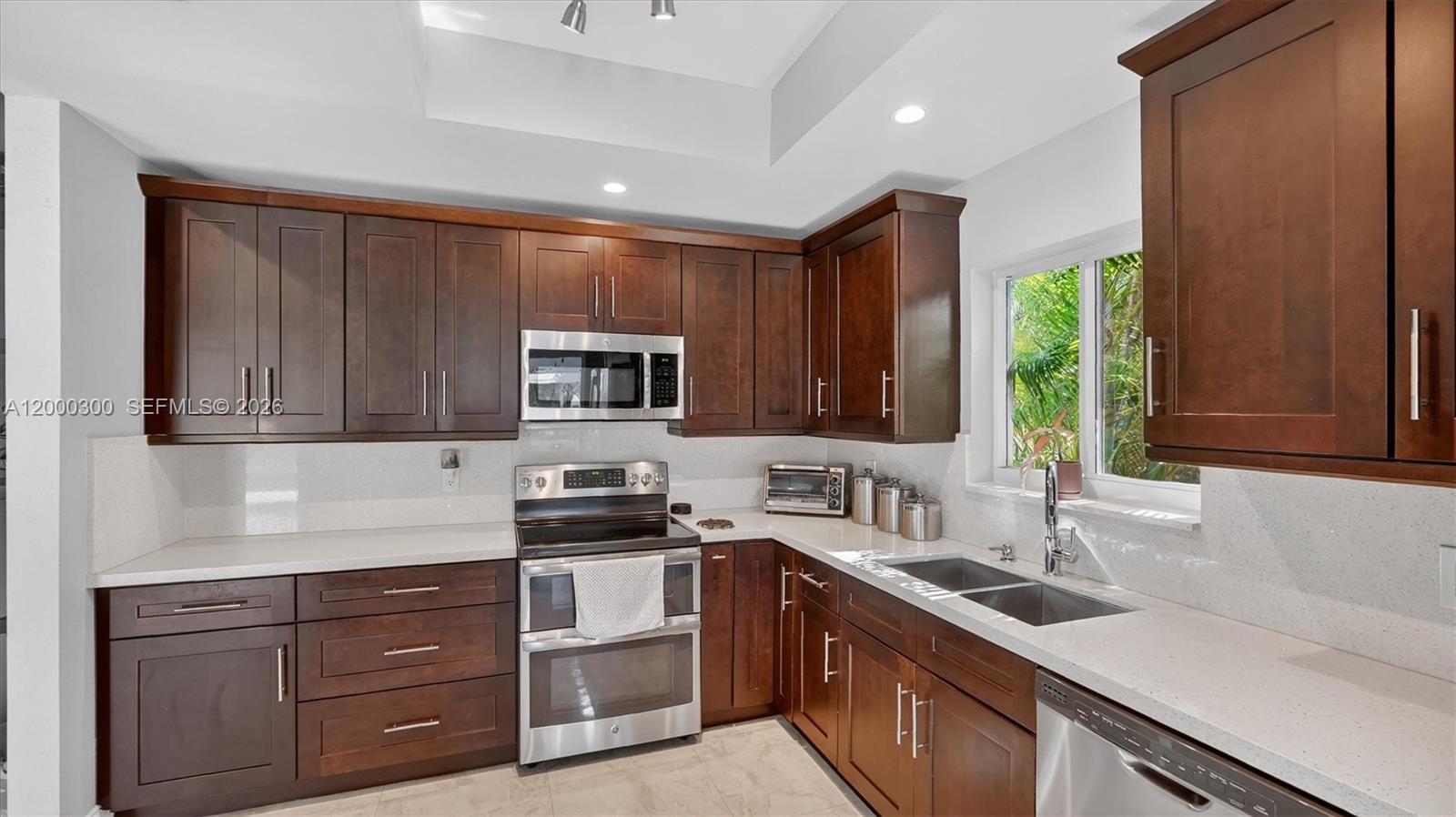 11620 S Budd Dr, Cooper City FL 33026