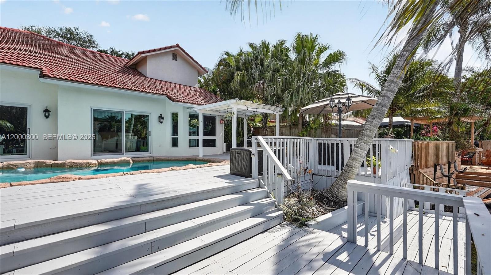11620 S Budd Dr, Cooper City FL 33026