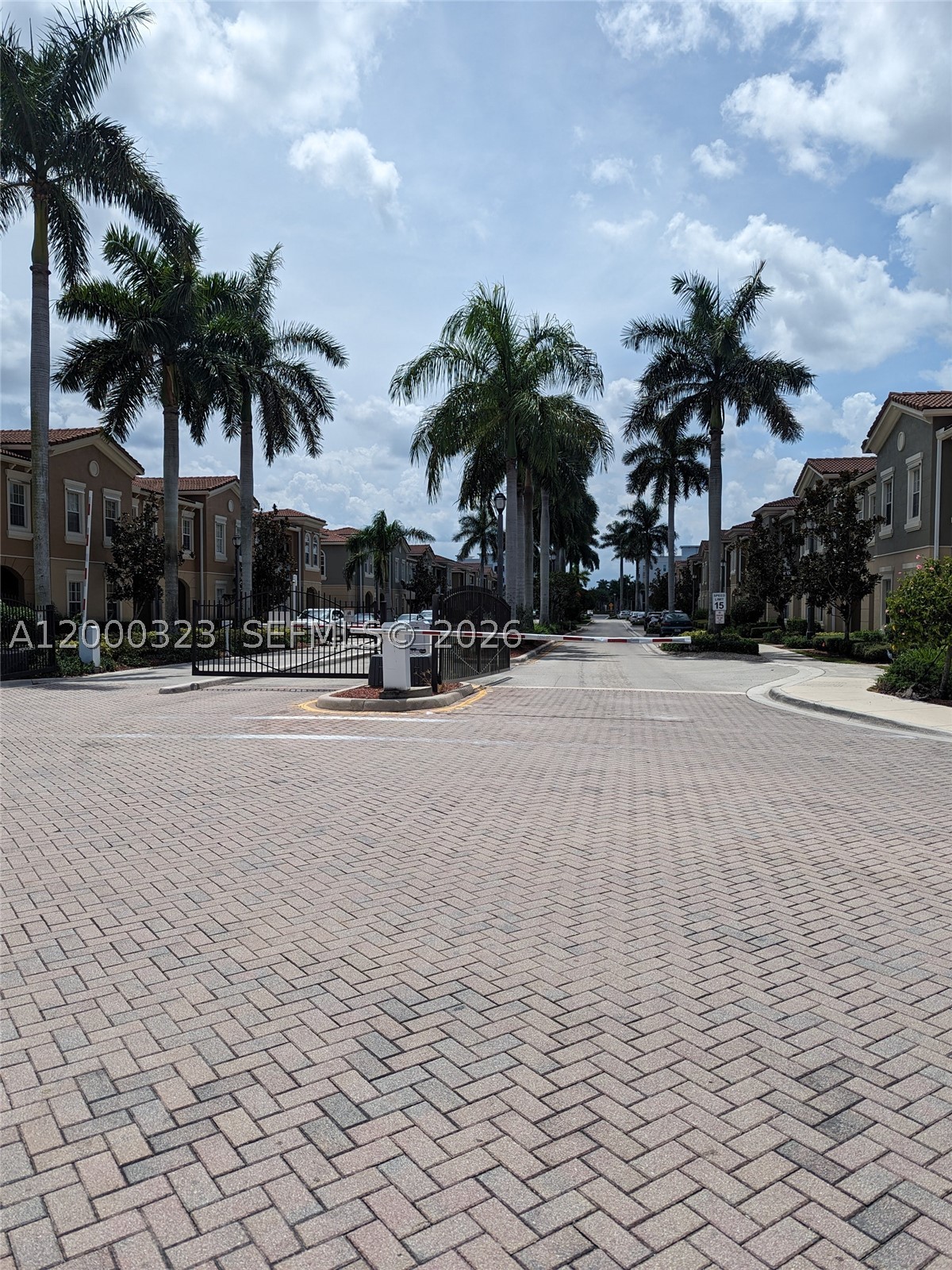 5910 Royal Way #----, Tamarac FL 33321