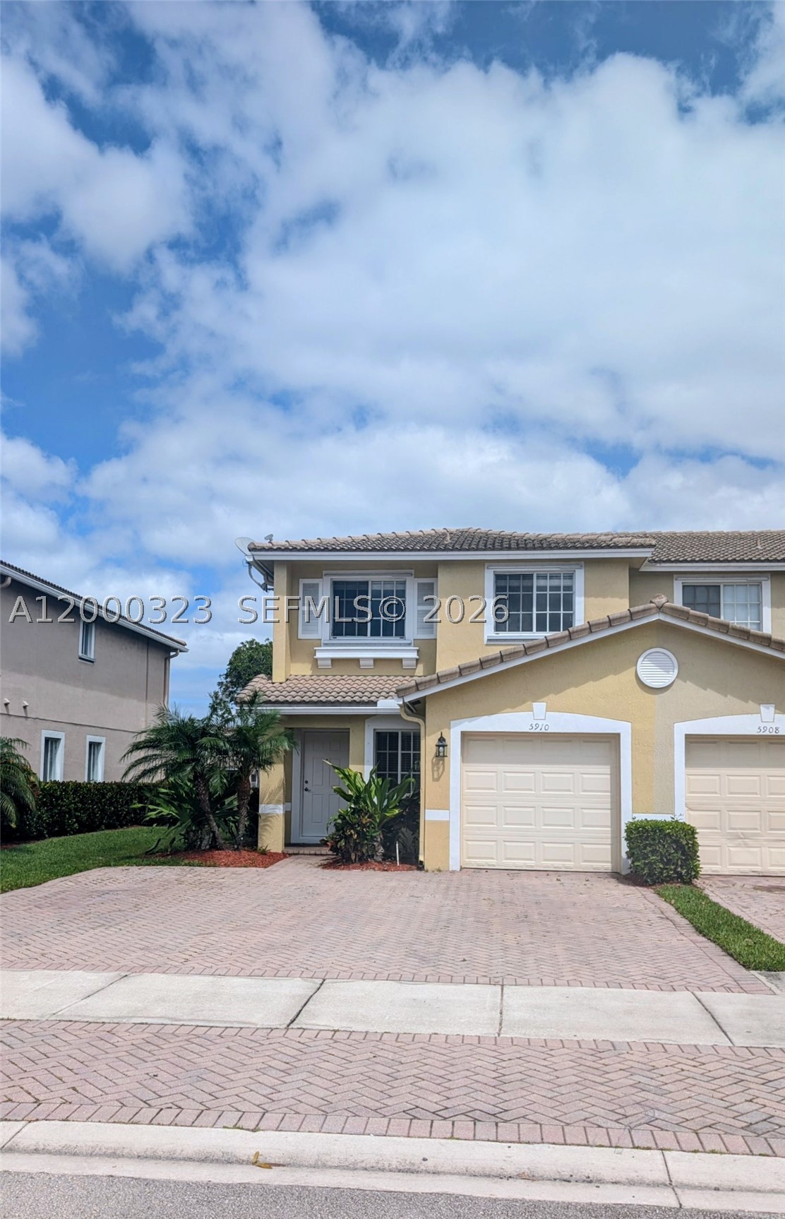 5910 Royal Way #----, Tamarac FL 33321