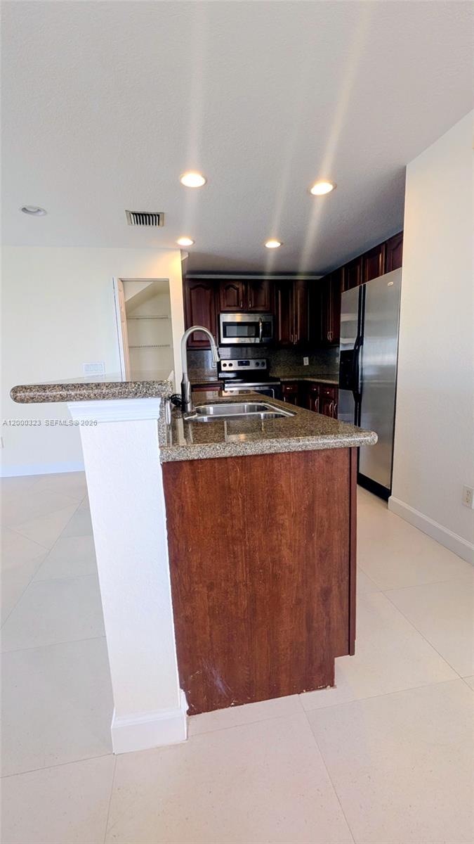 5910 Royal Way #----, Tamarac FL 33321