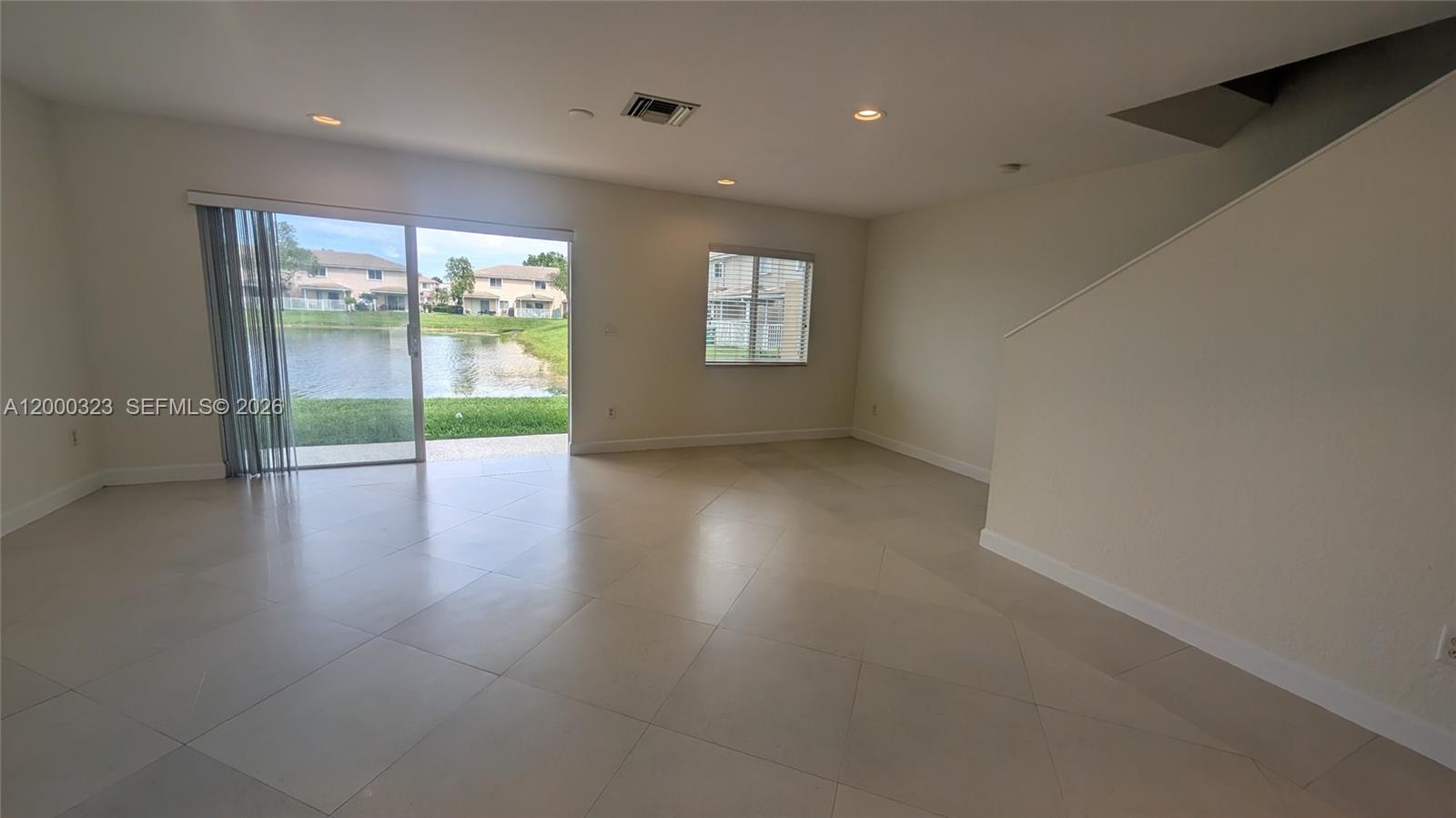 5910 Royal Way #----, Tamarac FL 33321