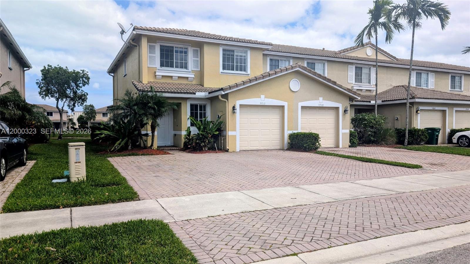 5910 Royal Way #----, Tamarac FL 33321