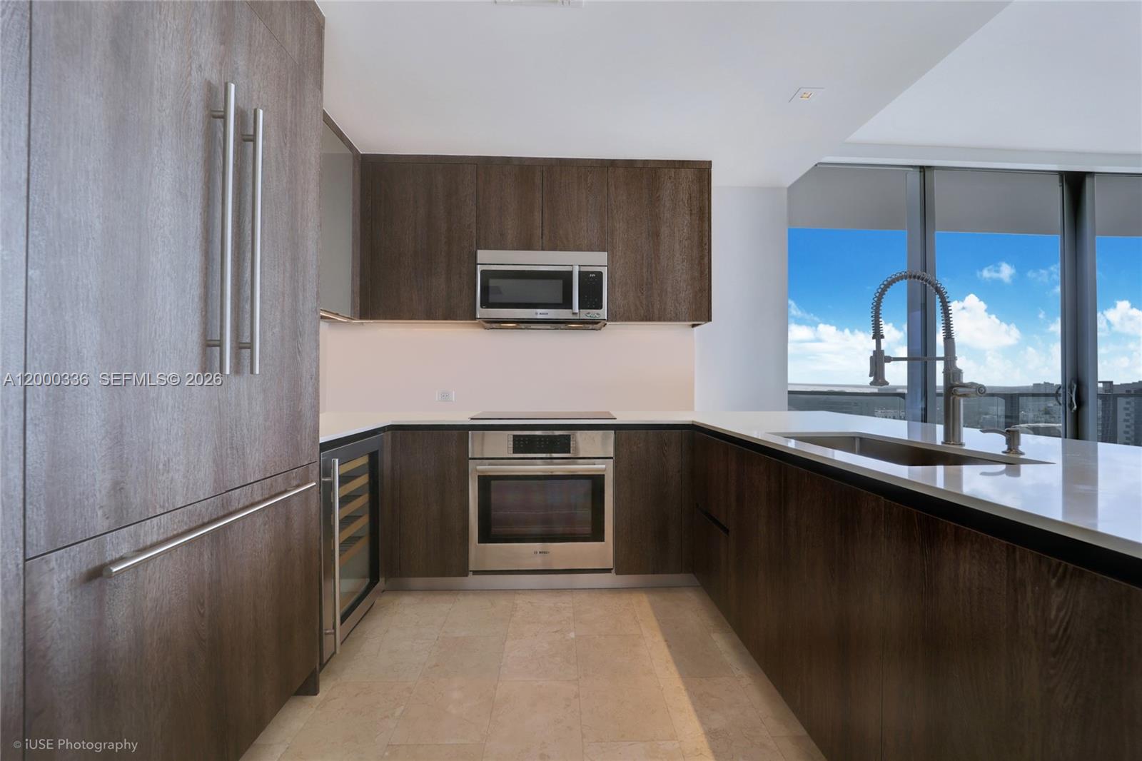 88 SW 7th St #2602, Miami FL 33130