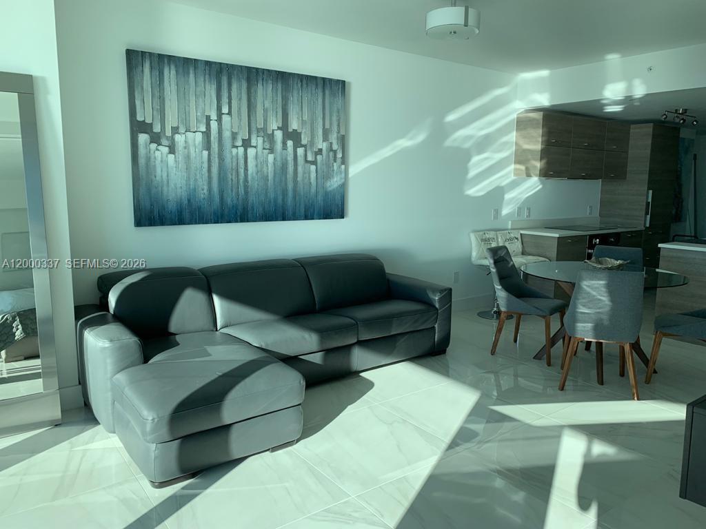 650 NE 32 St #705, Miami FL 33137
