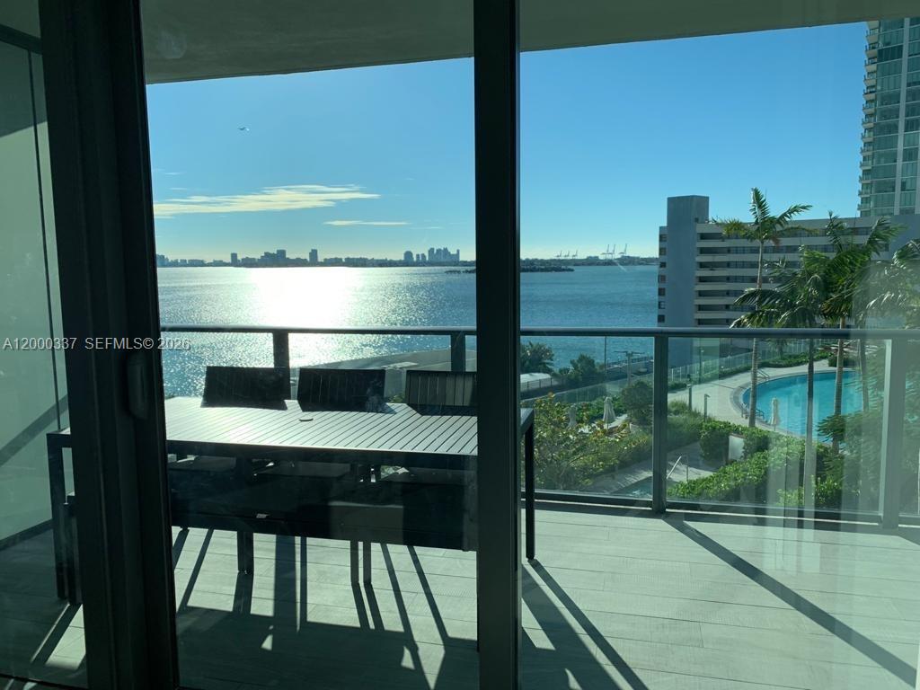 650 NE 32 St #705, Miami FL 33137