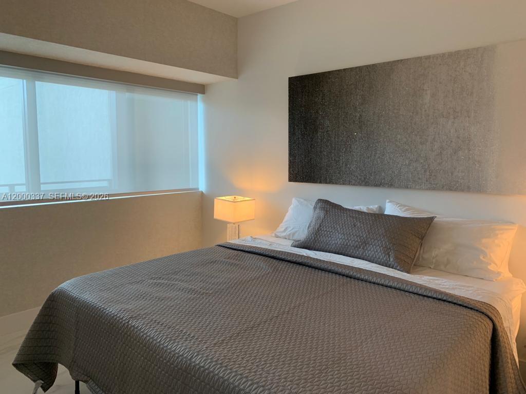 650 NE 32 St #705, Miami FL 33137