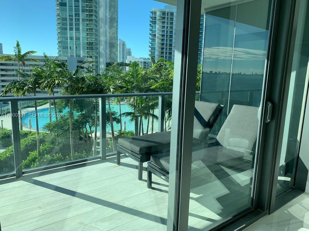 650 NE 32 St #705, Miami FL 33137
