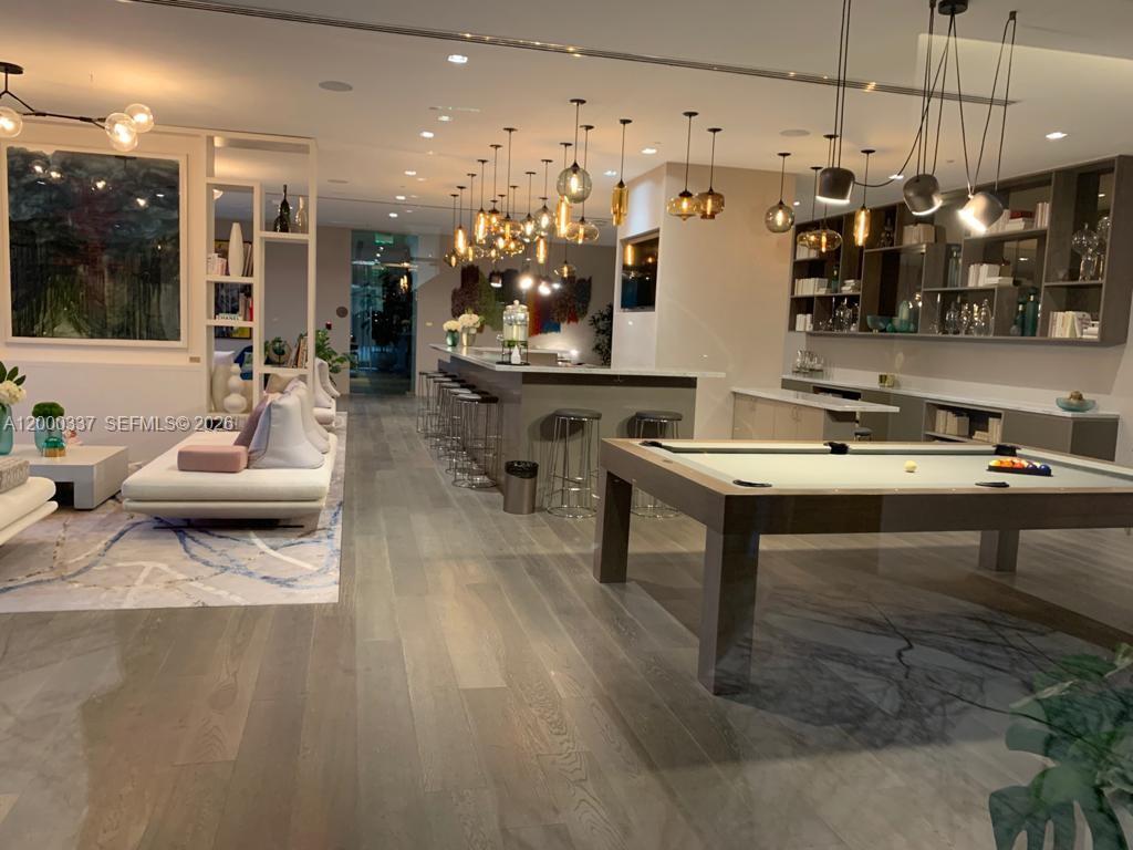 650 NE 32 St #705, Miami FL 33137