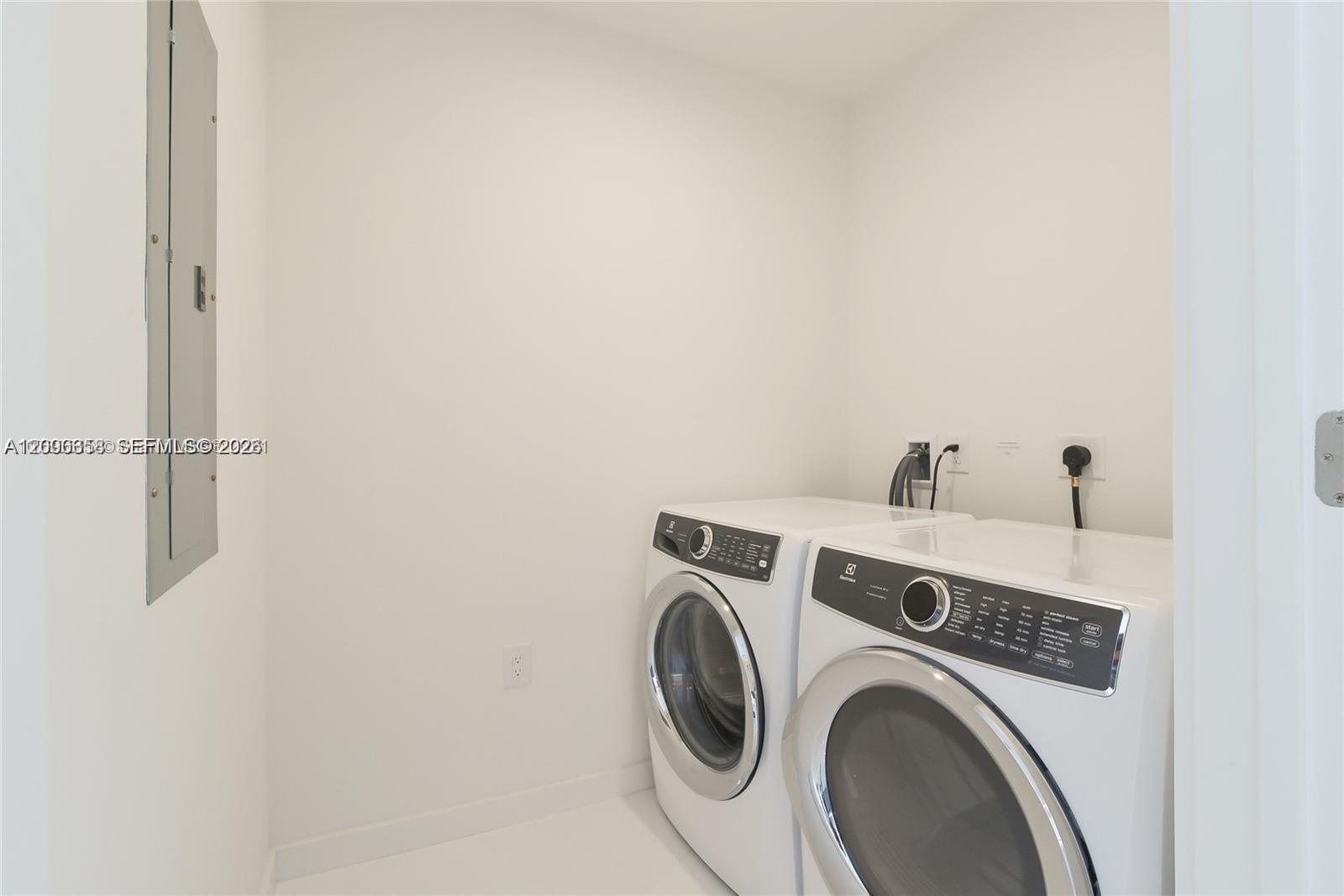 851 NE 1st Ave #4109, Miami FL 33132