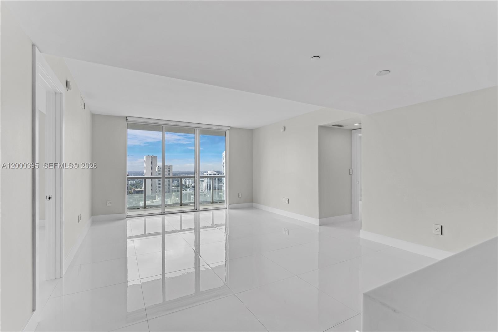 50 Biscayne Blvd #3601, Miami FL 33132