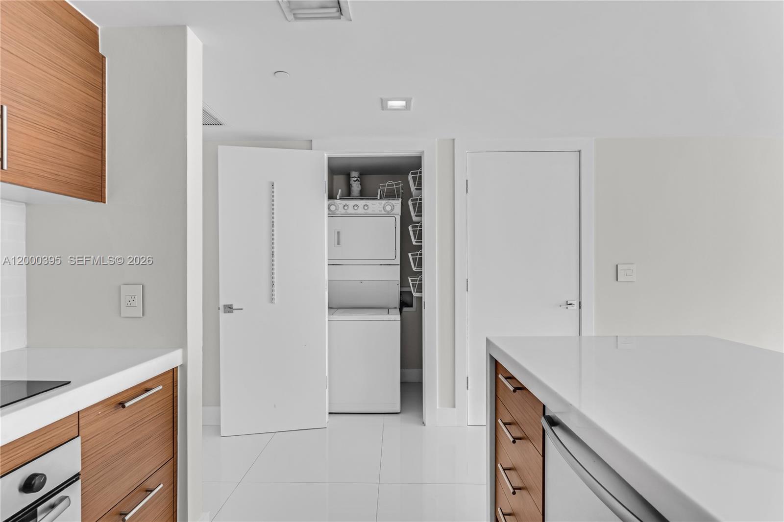 50 Biscayne Blvd #3601, Miami FL 33132