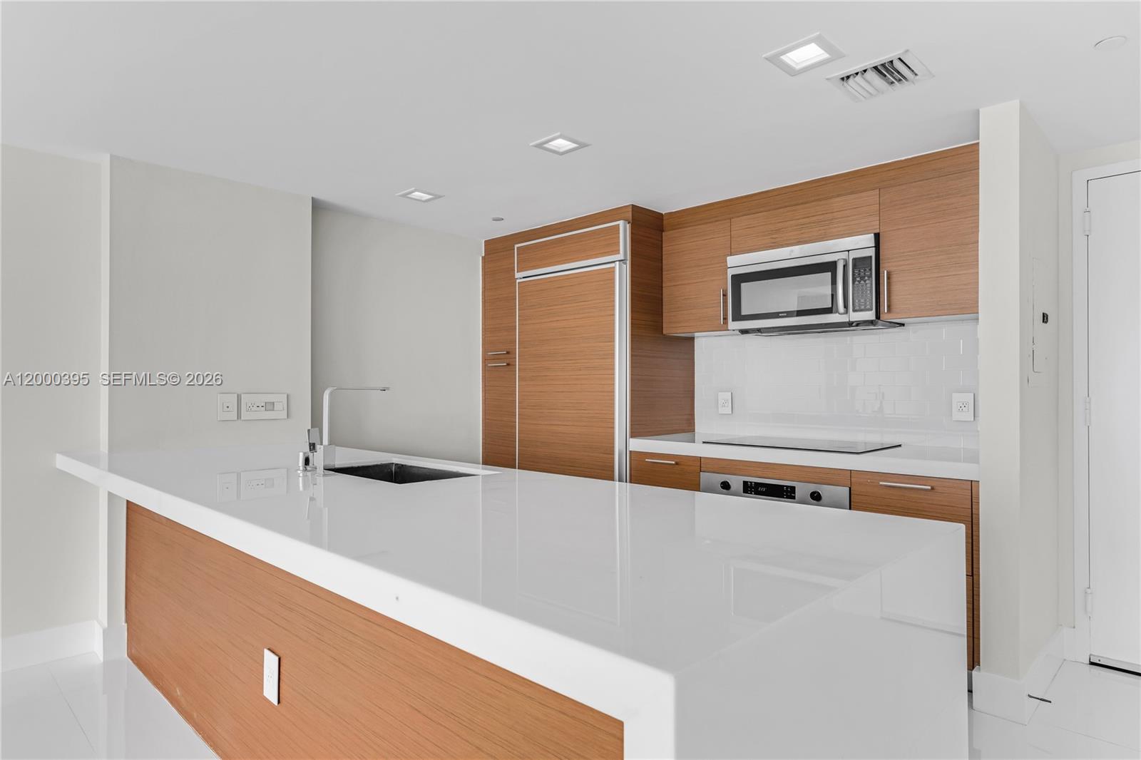 50 Biscayne Blvd #3601, Miami FL 33132