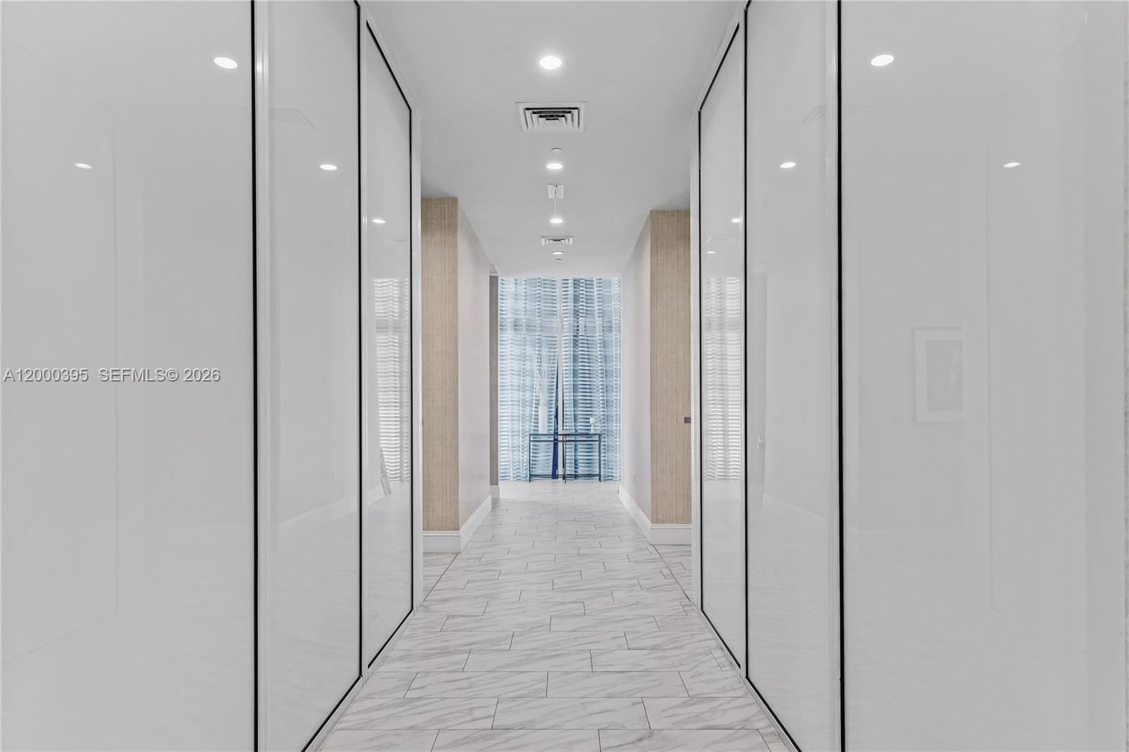50 Biscayne Blvd #3601, Miami FL 33132