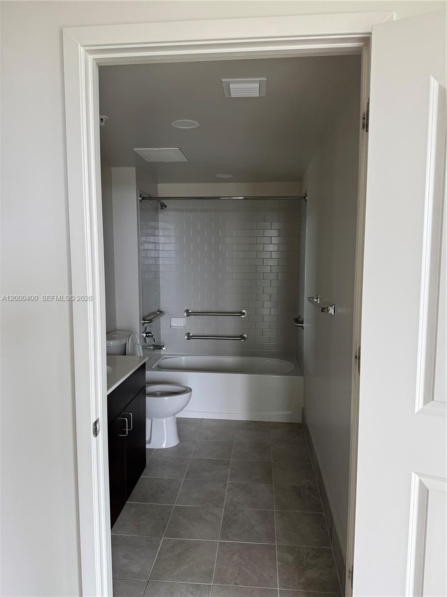 437 SW 4th Avenue #816, Fort Lauderdale FL 33315