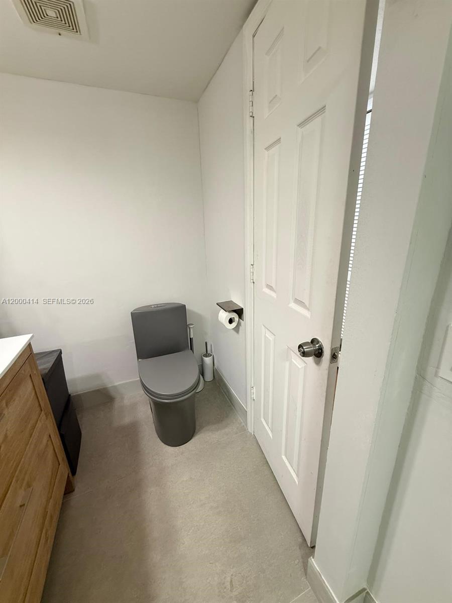 12105 NE 11th Pl #306, North Miami FL 33161