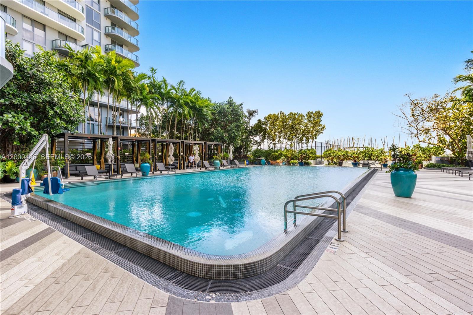 121 NE 34th St #2602, Miami FL 33137