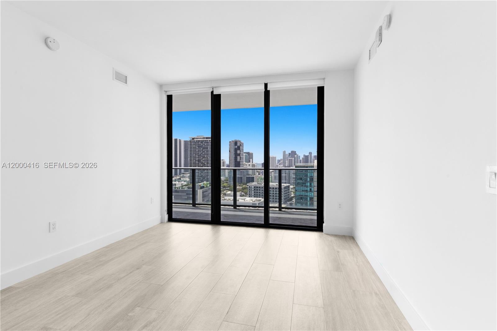 121 NE 34th St #2602, Miami FL 33137